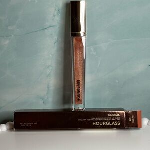 Hourglass Unreal High Shine Volumizing Lip Gloss - #618 Ignite NEW in box.